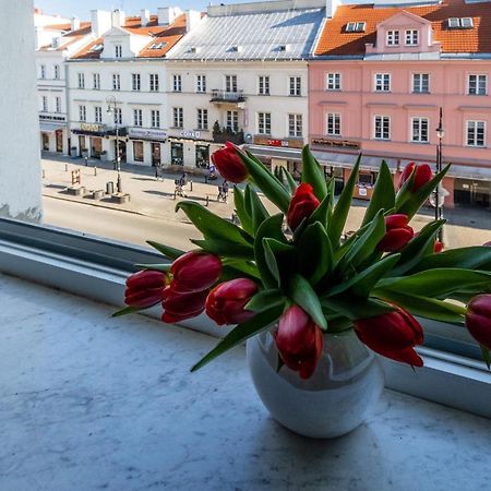 Apartament Luster I Obrazow Varsó Kültér fotó