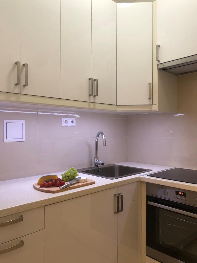Apartament Luster I Obrazow Varsó Kültér fotó