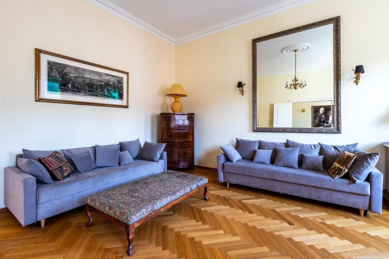 Apartament Luster I Obrazow Varsó Kültér fotó